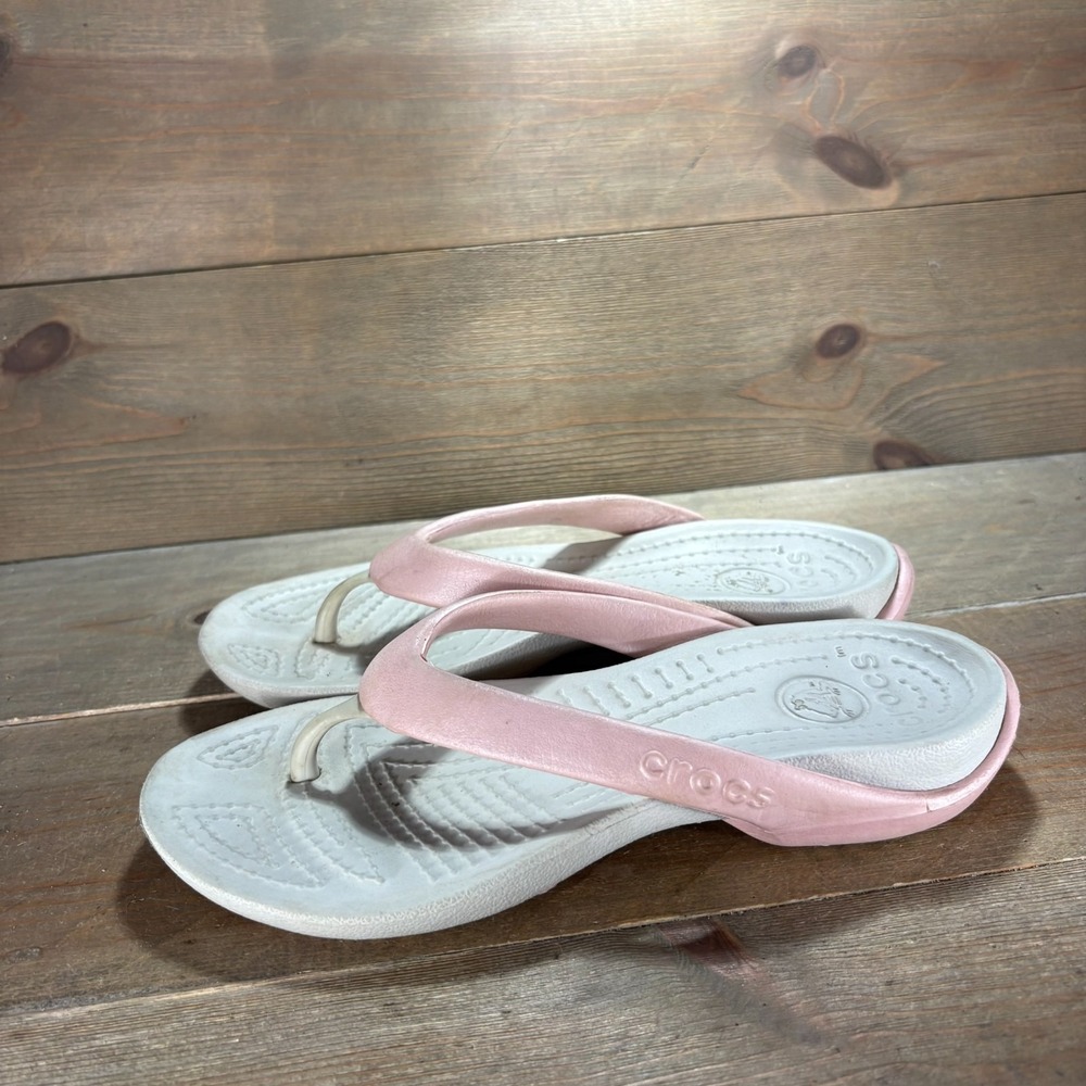 Crocs  Womens size 6 shoes Pink Rubber Thong ComfortFlip Flop sandals